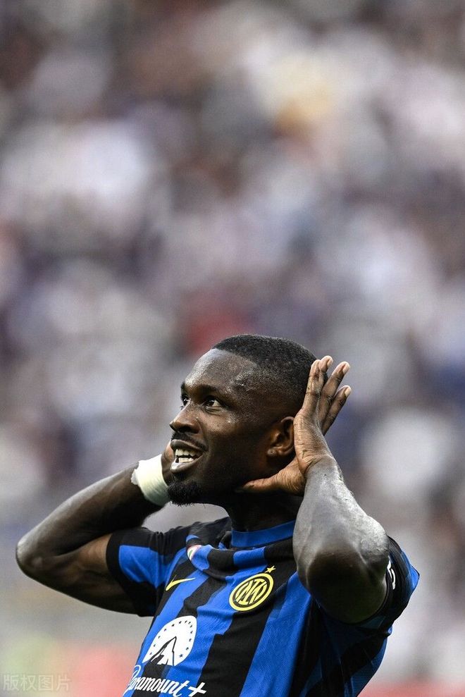 中不由自主 中不由自主