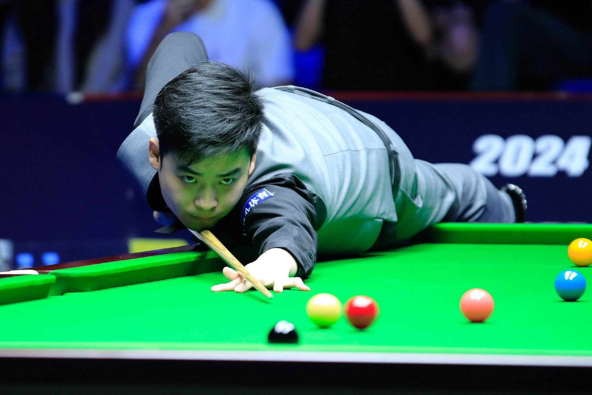 前压式打法 前压式打法